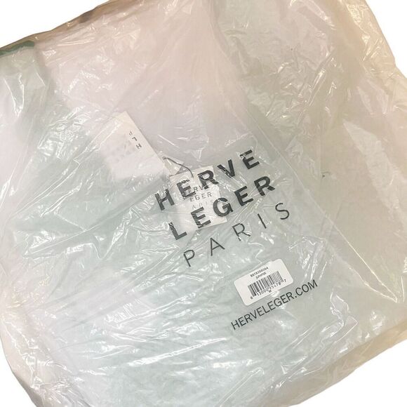 Welcome to my closet! - Picture 9 of 9